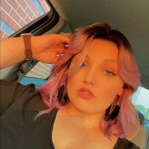 Meet your Posher, Libby